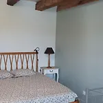 Дом отдыха Charme Et Tranquillite Au Coeur Du Perigord