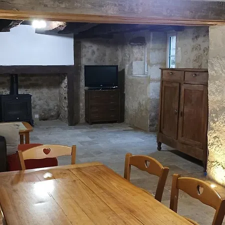 Holiday home Charme Et Tranquillite Au Coeur Du Perigord